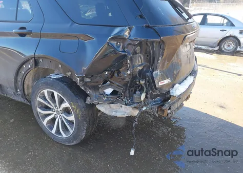 2021 Ford Explorer St z USA, uszkodzony, nr VIN 1FM5K8GC5MGA25631